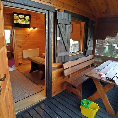 אכסניה 3 Deby *